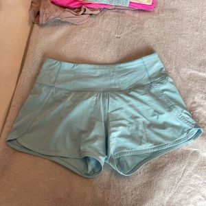 Lululemon shorts size 2- like new!